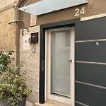 Mariuccia's 아파트 *