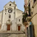 Mariuccia's باري